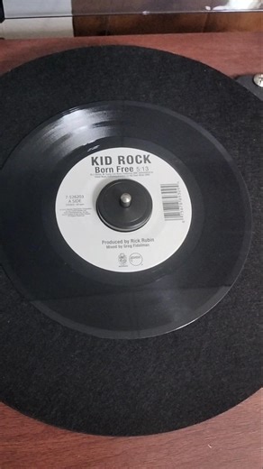 Born Free Kid Rock 45 Rpm Vinyl #vinyl #vinyloftoday #vinylrecords #10smusic