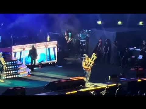 Guns ‘N Roses - first night in Paris 2026 | Medley