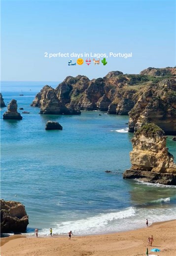 The most perfect two day itinerary in Lagos, Portugal💌 Day 1: Wake up and grab some produce for breakfast in Old Town. Pack some snacks and walk from old town to Ponta da Piedade for gorgeous views🌊 Spend a few hours at one of the hidden beaches only accessible using many stairs! After a long day at the beach/exploring, shower off and enjoy evening around town! Grab some dinner & drinks, people watch, shop, and stroll🍹 Try a classic portuguese dish! Make sure to get some ice cream to finish y