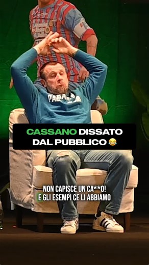 Viva El Futbol Official on Instagram: "Dissing ad Antonio Cassano? Fatto. ✅ Il pubblico di Viva el Tour non guarda in faccia a nessuno. 🚨 ONLINE su YouTube la seconda parte della tappa di Catania 🚨 #vivaelfutbol #catania #ventola #adani #cassano"