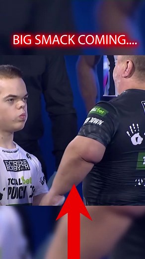 THAT HURTS😳FOLLOW IF YOU LAUGH #slap #slapfc #bigslap #spanked #mma #boxing #kickboxing #ufc