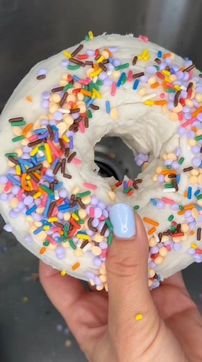 Bathroom Donuts hack, smells fresh 24/7 💥🍩 #tips #donuts #bathroom #hacks #diy #tips #lifehacks
