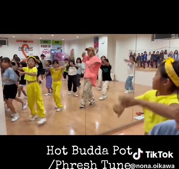 🏜️🐫🐫🐫 ヒップホップ初級クラス！ １つ１つ身に付けてこ😊 今日のステップ：ロックザボート #dance #ダンス #hiphop #ヒップホップ #hotbuddapot #phreshtune #ロックザボート #rocktheboat