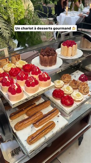 Tu connais cette terrasse cachée dans Paris ? 😍🌿 #bonnesadressesparis #parisfood