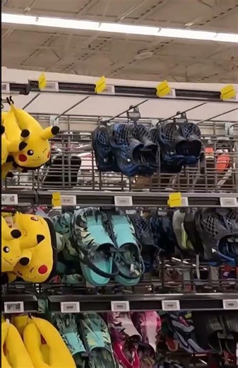 Kids Shoes Red Slippers Disney Pixar Cars Green Slippers Minecraft Yellow Slippers Pokémon Pikachu