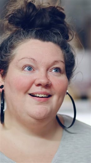 📣 NOUS SOMMES FORTES 📣 NOUS SOMMES FIÈRES 📣 ET FÉMINISTE ET RADICALES ET EN COLÈRE 📣 ( Mathilde’s version ) 🎧 GUERRIÈRES DE LUMIÈRE, toujours disponible sur mon album 💿 LA NUIT• LE JOUR 💿, en streaming partout 👉🏻 http://www.mathilde-officiel.fr ➕ téléchargement & digipack 👉🏻 http://album.mathilde-officiel.fr 🎶 🎶🚌 Viens me voir en TOURNÉE 🥳 27/02 – Angres (62) 06/03 – La Châtre (36) 07/03 – Roissy (95) 08/03 – La Crèche (79) 13/03 – Rennes (35) 18/03 – Dijon (21) 29/05 – Commentry 