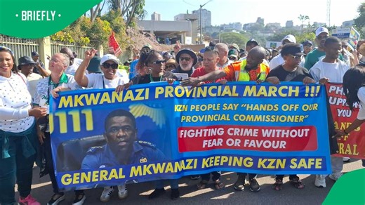 “Hands off Mkhwanazi”: Durban marchers show support KZN Police Commissioner
