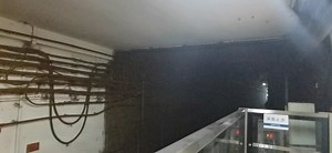 北京地铁一号线粉色杵子老大01032玉泉路上行进站