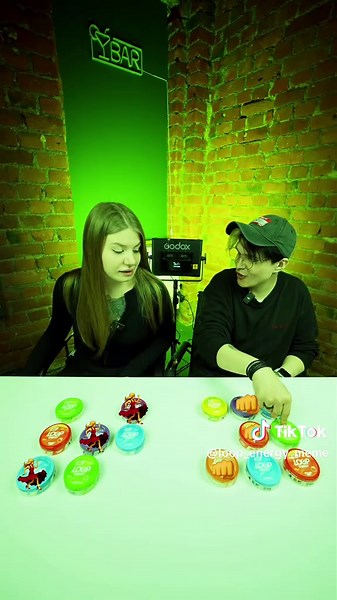 Что у них на столе? Это ЭНЕРГЕТИЧЕСКИЕ ПАКИ - Loop Energy, для твоего бодрого дня! Бери на тест, вся инфа в био. #мем #юмор #тренд