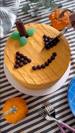 Easy halloween JACK-O-LANTERN pumpkin cake! 🎃#cake #halloween #pumpkin