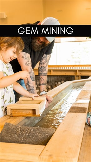 𝗖𝗮𝗹𝗹𝗶𝗻𝗴 𝗔𝗹𝗹 𝗧𝗿𝗲𝗮𝘀𝘂𝗿𝗲 𝗛𝘂𝗻𝘁𝗲𝗿𝘀 Come on inside our camp store where our indoor gem mine station is— •pick your bag •sift the dirt •reveal your sparkling gems! Tag your family and friends who would love to find some cool stones and fossils! 💎🪨⛏️ #gemmining #campstorefun #treasurehunt #kidapproved #familycamping #MtGileadKOA #gems #campingwithkids #ohio #exploreohio #centralohio #exploretheoutdoors #campinglife | Mt. Gilead KOA