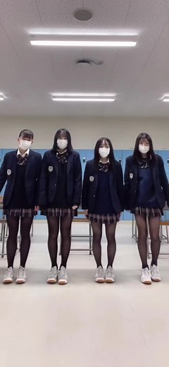#jkの素敵な思い出 #jk #jkブランド #ljk #sjk #fjk#jkのなまあし #運営さんだいすき #太もも #04 #制服 #セーラー服 #友達がかわいすぎる #黒タイツ