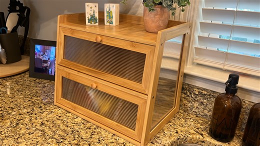 Watch Everything you need to know about this bread storage box on Amazon Live