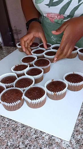 Pull Apart Cupcake Cake Tutorial | Creative Number Cake Ideas