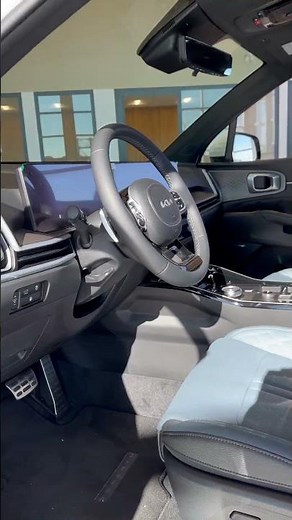 ⚡️ Le Kia Sorento PHEV — l’aventure, sans compromis. ⚡️ Avec sa motorisation hybride rechargeable,