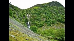 Day 8 of our daily videos during this period of self-isolation and lockdown for many. Today, a real Welsh favourite, ‘Unwaith Eto’n Nghymru Annwyl’. Our soloist here is first tenor, Wyn Davies and the choir is conducted by John Cynan Jones and accompanied by Jennifer Doolan. We hope you enjoy and please stay safe. 🎶 | Treorchy Male Choir
