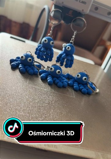 Breloki w kształcie ośmiorniczki! 😎 Dostępne na fb: Studio 3D #brelok3d #3d #osmiorniczka #octopus #wydruk #keyrambits