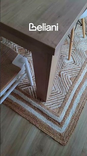 Ultimate room glow-up: Rugs under the table? Posh or total chaos? ☕