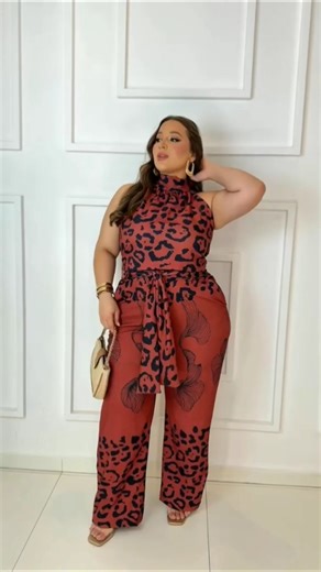 "Real bodies deserve representation #plussize#curvy models.