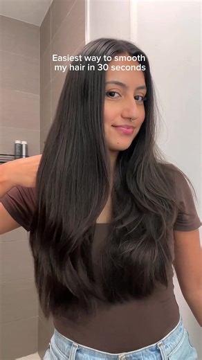 Smoothness, softness, and shine all in under 30 seconds with Instant De-Frizzer. #LivingProof #HairTok #DryConditioningSpray