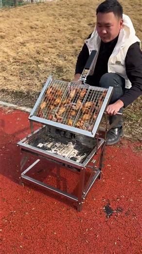 Stainless steel rotating barbecue grill, the perfect tool for camping and barbecuing. #bbq