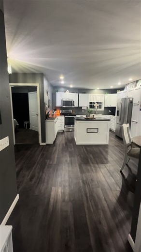 Saturday reset for a fun pumpkin patch Sunday 👻 🧺#clean #cleaning #cleantok #satisfyingvideo #saturday