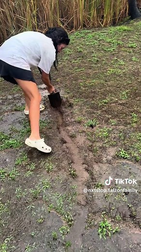 Experiencing Crazy Wet Season in Our Caravan