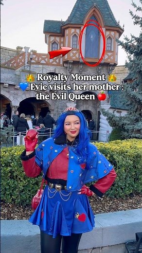 Evie visits her mom the Evil Queen 👑🍎 #evie #descendants3 #descendants #evilqueen #vk #mal