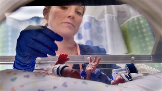 Kaweah Health responds to Visalia OB-GYN’s decision to stop providing obstetric services