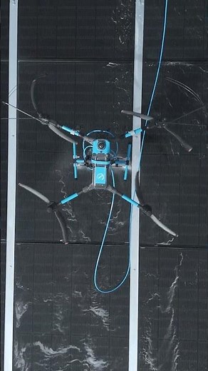 This drone can wash solar panels 🌞 DJI Matrice 400 KTV Working Drone
