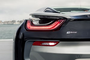 Rumor: Future BMW i8 with a four-cylinder hybrid