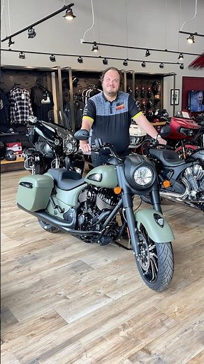 2025 Indian Motorcycle Springfield Dark Horse