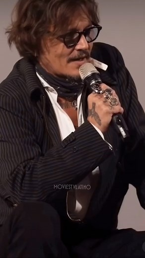 352 reactions · 36 shares | @johnnydepp hablando de su inspiración para el personaje de Willy Wonka  | Tim Burton México | Facebook