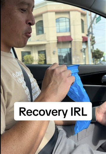 Did these emesis bags ever bother you? Could you laugh about this yet? A year ago, I couldn’t even look at them. Now they’re an impromptu trashcan for the car 🤣 I keep them in the car to make videos. This was an accident. 😆 What do you use to spit your shells into? #emetophobia #emetophobiaawareness #exposuretherapy #vomit #sunflowerseeds