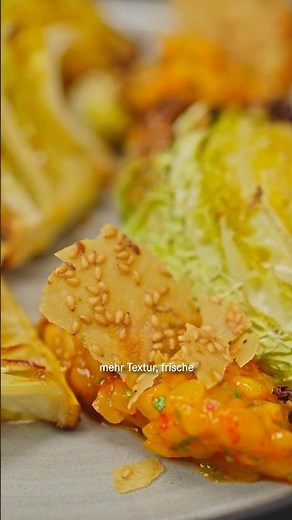 Roasted savoy cabbage with mango chili salsa 🙌🏼