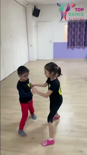 Corso di Balli Latino Americani per Bambini Divertimento, Energia e Crescita alla Top Dance Academy