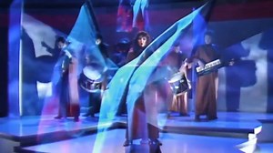 2.9M views · 267K reactions | Kate Bush performing 'Running Up That Hill' live on Wogan in 1985❤️ Watch all of our 24/7 dance channels on the Dance TV site & Apps ➡️ | Dance TV | Facebook