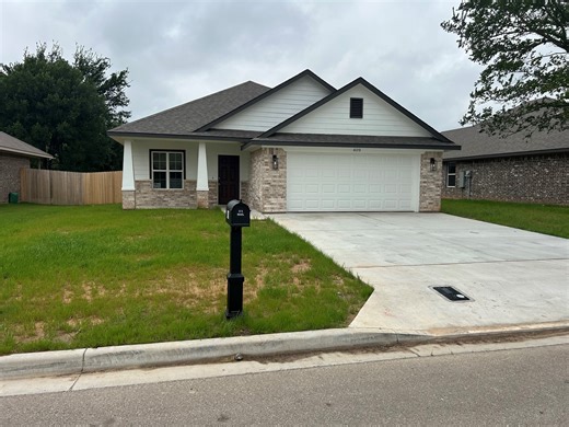 409 Conway St, Lacy Lakeview, TX 76705 - MLS 21247491 - Coldwell Banker