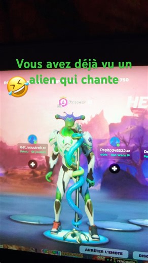 Un alien qui chante 😂