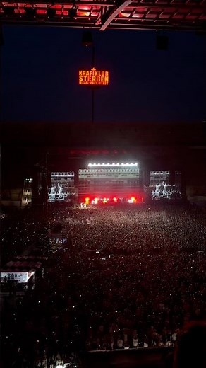 Kraftklub mit "500k" live in Dresden, Rudolf-Harbig-Stadion