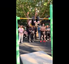 Chinese schoolgirl stuns onlookers with one-finger pull-ups