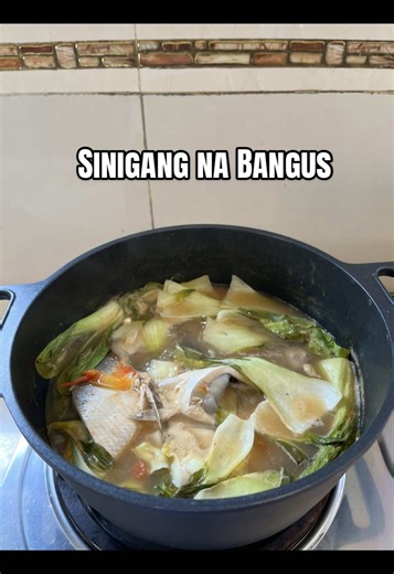 Walang makakatalo sa sarap ng Sinigang na Bangus.😍Paborito niyo rin ba ito? #cooking #filipinofood #fyp #foryou #ulamideas