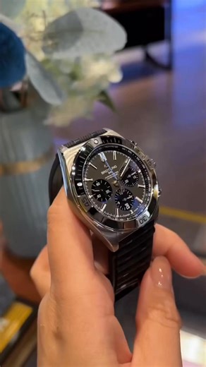 Chen Liying on Instagram: "The Breitling B01 mechanical chronograph watch features a lightweight yet robust titanium case for exceptional comfort, making it feel like you're wearing nothing at all! It boasts a 42mm smoky gray dial with a black rubber strap, classic three subdials, and a full suite of chronograph functions. Powered by the B01 movement, it offers a 70-hour power reserve. #Breitling #BreitlingMechanicalChronograph #TitaniumWatch #HighEndMechanicalWatch"