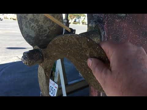 Island Packet 27 -- Hull Overview