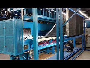 Cut and loop tufting machine