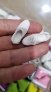 1.7M views · 38K reactions | Un outfit casual y trendy para Barbie! #secretosdemuñecas #muñecasbolivia #dolls #barbie #fashion | Secretos de Muñecas | Facebook