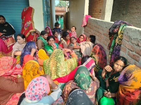 Ghazipur News: करंट और डूबने से दो युवकों की मौत, चार लोग झुलसे