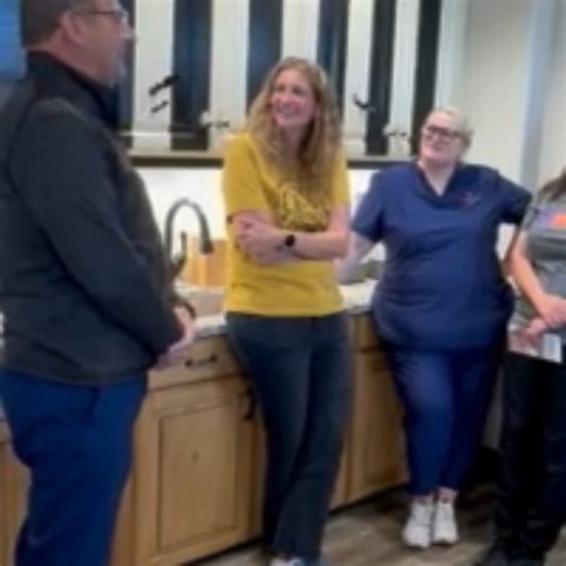 Warning: A dental check-up with us may include a few giggles. 😉 We're all about creating positive memories at the dentist's office, one silly joke at a time! Our goal? To make your child feel so comfortable, they can't wait to come back to see us. ✨ #Jokes #FunnyDentist #PediatricDentistLife #LOL #ChildrensDentistry #NoFearDentist | Children's Dentistry