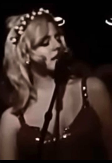 Lizzy Grant - Mermaid Motel Live #lizzygrant #lanadelrey #mermaidmotel #ldr