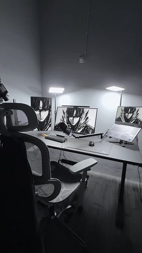 PC Set Up Ideas: Stand Laptop & Gaming Desk Setup
